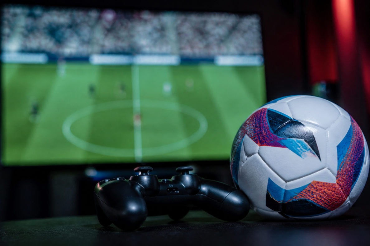 Un joueur mécontent découvrant l'annonce du passage ea sports fc 27 pegi 16 sur écran